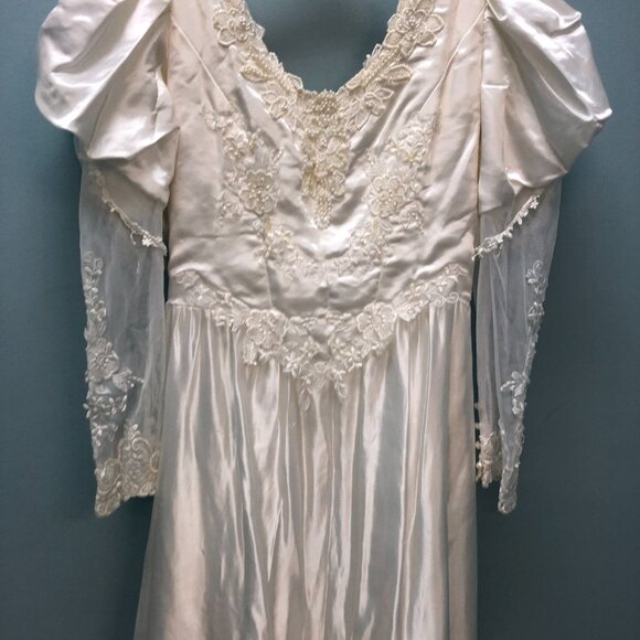 ZOMBIE Dead Corpse Bride, Halloween Wedding Dress, DAMAGED, Vintage Haunting - Picture 3 of 15